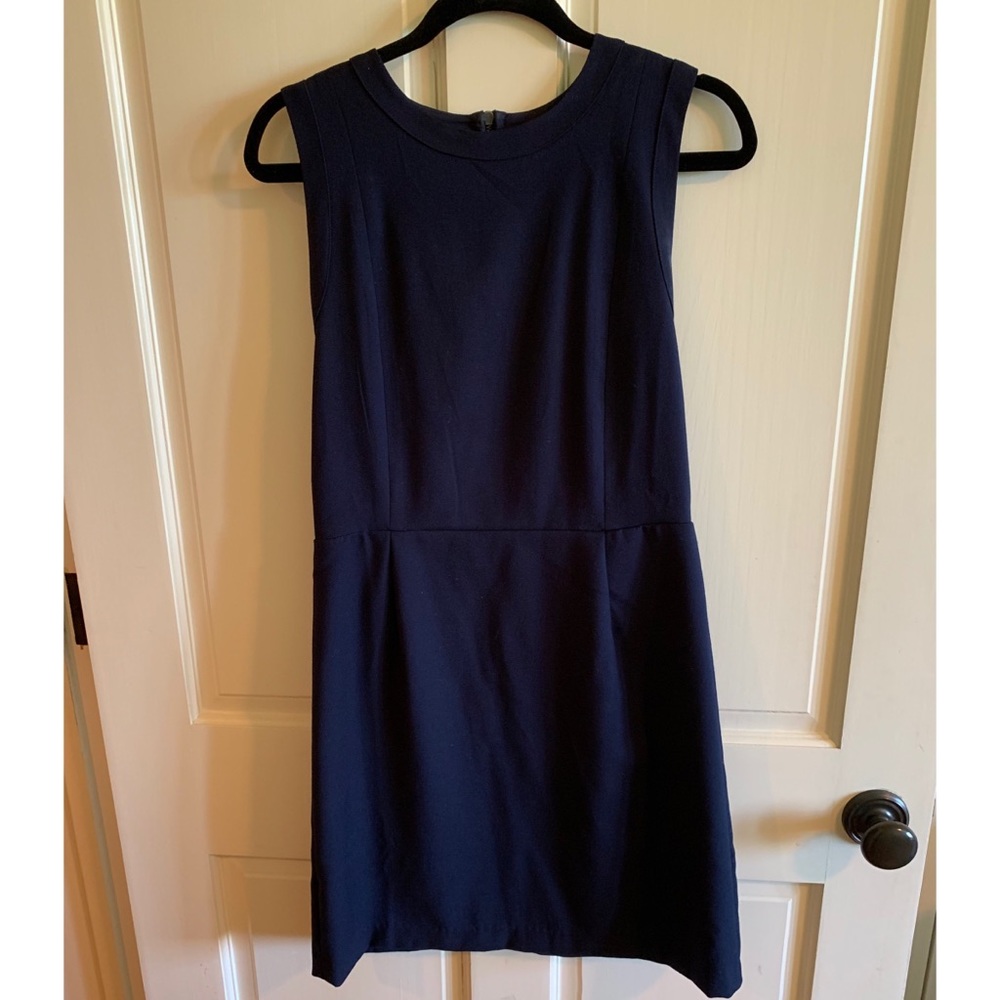 Classic dress